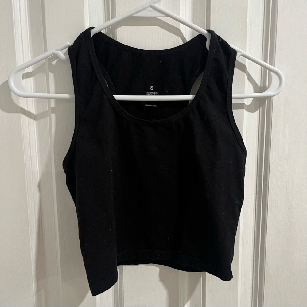 Black Sleeveless Crop Top